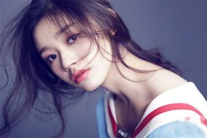  Lin Yun